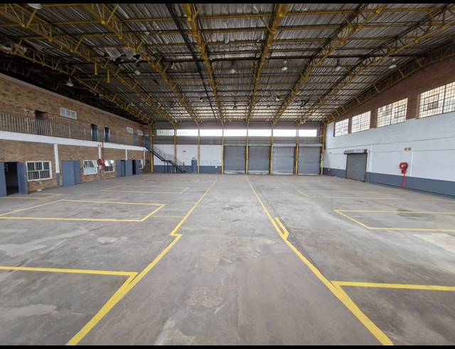 2,722M² WAREHOUSE TO LET IN BENROSE